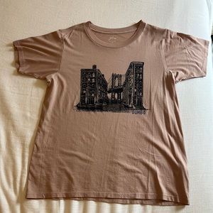 J Crew graphic T-shirt. Medium. Image of Dumbo (Brooklyn, NY) never worn. NWOT